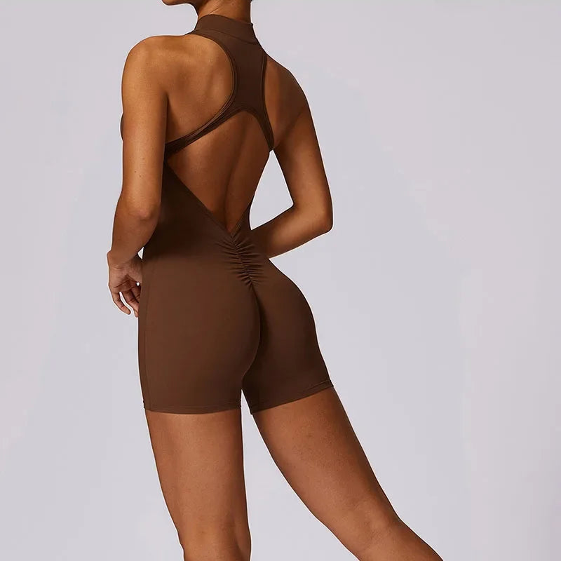 Macacão Zenive - Corpo livre, mente leve, elegância firme para todos os movimentos.