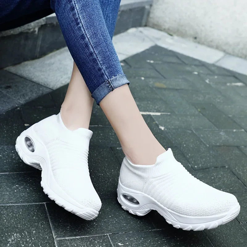 Tênis Ortopédico FlexWalk - Conforto Inteligente Para Seus Pés